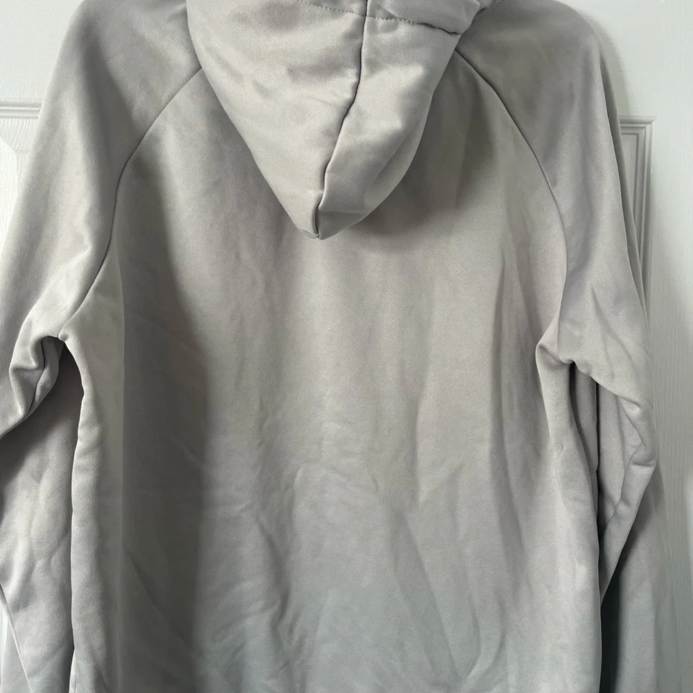 Colosseum Light Gray Michigan State Hoodie